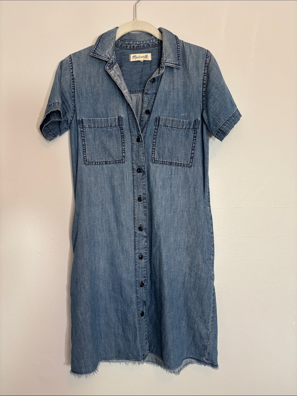 Madewell Light Blue Denim Short-Sleeve Button Front Dress with Pockets